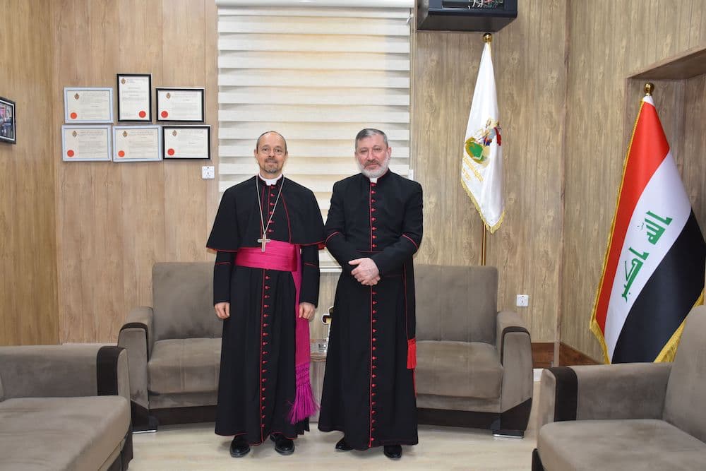 Read more about the article Papal ambassador visits St George Baghdad