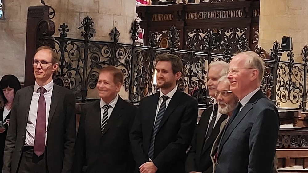 Read more about the article John Crothers receives RSCM honorary award