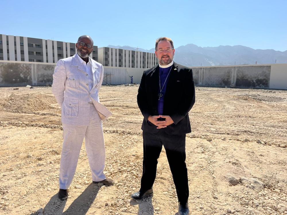 You are currently viewing Sultan of Oman gifts land to St John Muscat