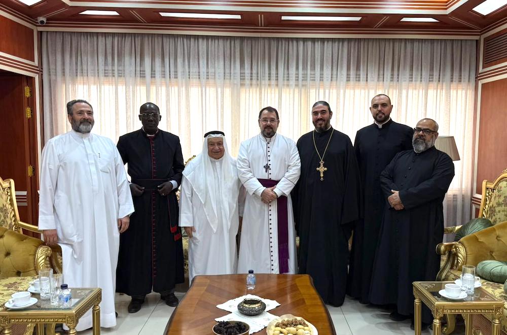 You are currently viewing Ecumenical gathering welcomes Bishop Sean to Kuwait